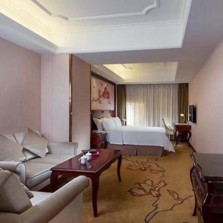 Vienna Hotel Shenzhen Shuiku New Village Kültér fotó